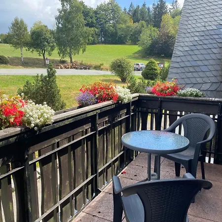 Lenneplaetze 3*