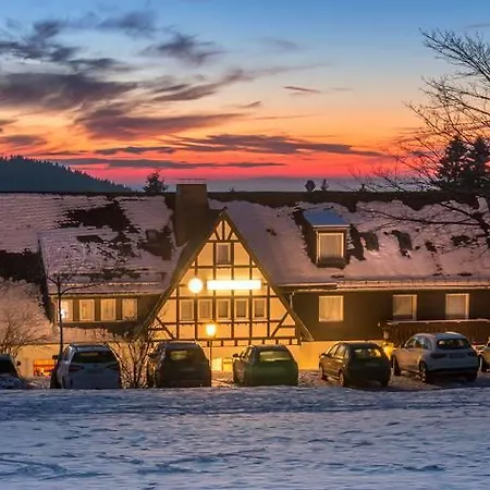 Hotel Lenneplaetze 3*